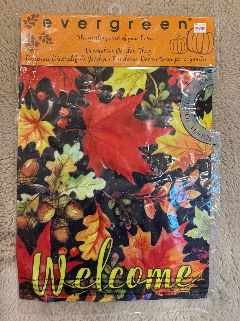 NWT Evergreen Welcome Fall Leaves Acorns Garden Flag Autumn